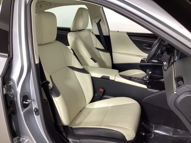 Used 2022 Lexus ES 300h w/ Premium Package FWD image 39