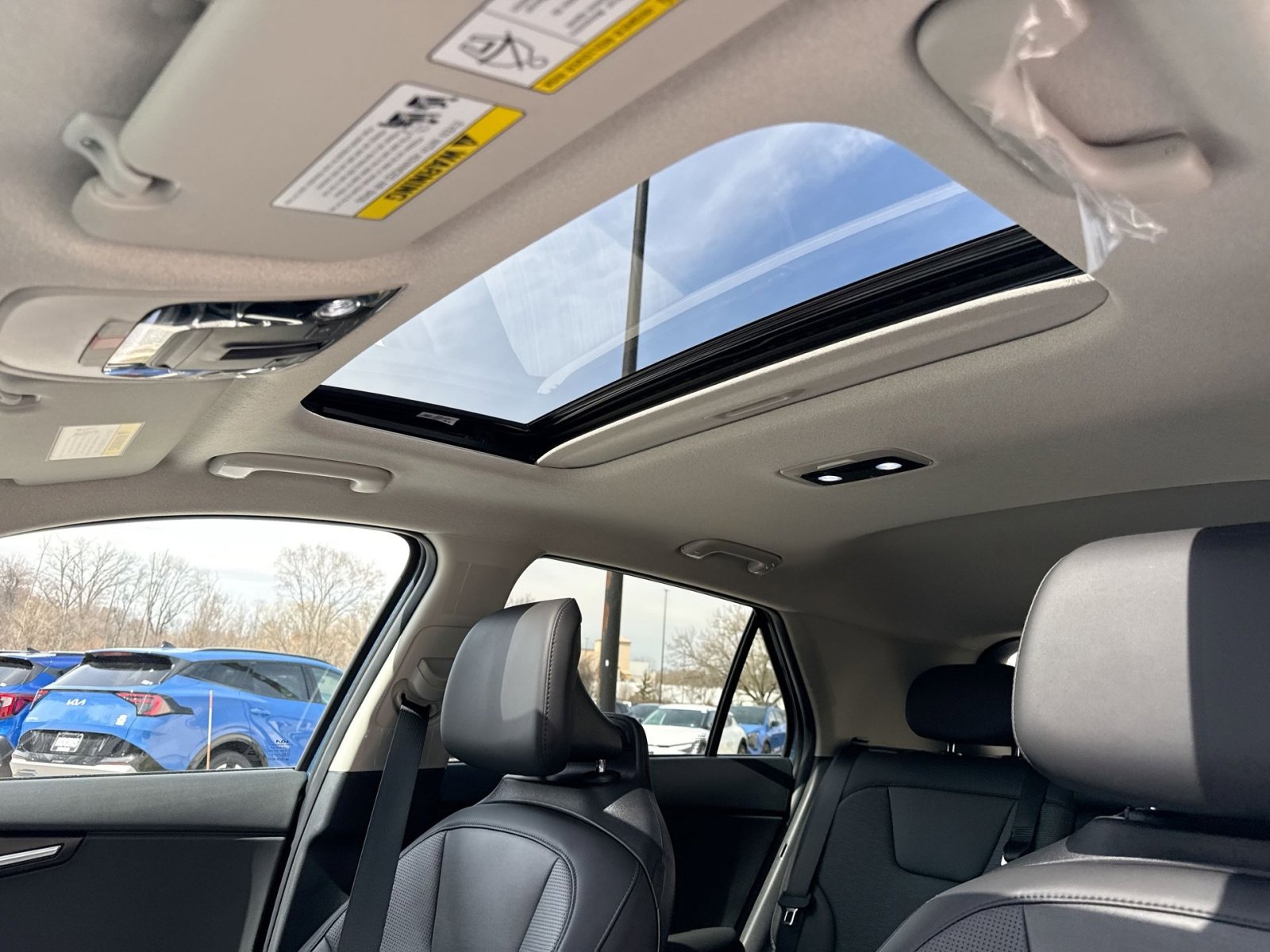 New 2025 Kia Niro Wave w/ Wave Preserve Package FWD image 24