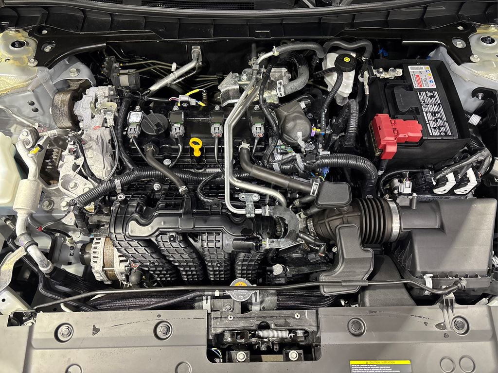 Used 2025 Nissan Altima 2.5 SR image 13