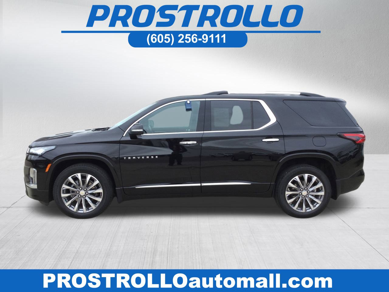 Used 2022 Chevrolet Traverse Premier