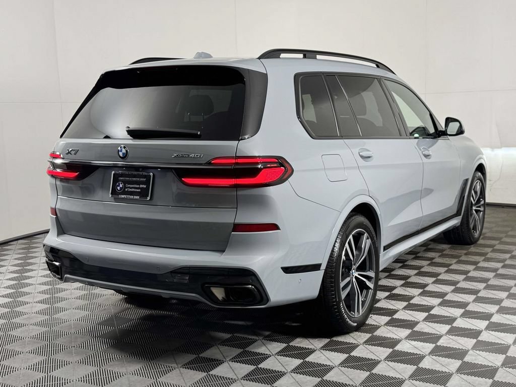 Used 2026 BMW X7 xDrive40i AWD/4WD image 10