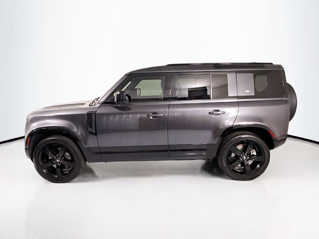 Used 2023 Land Rover Defender 110 X-Dynamic SE AWD/4WD image 8