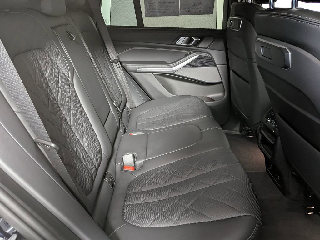 Certified 2024 BMW X5 xDrive40i w/ M Sport Package image 43
