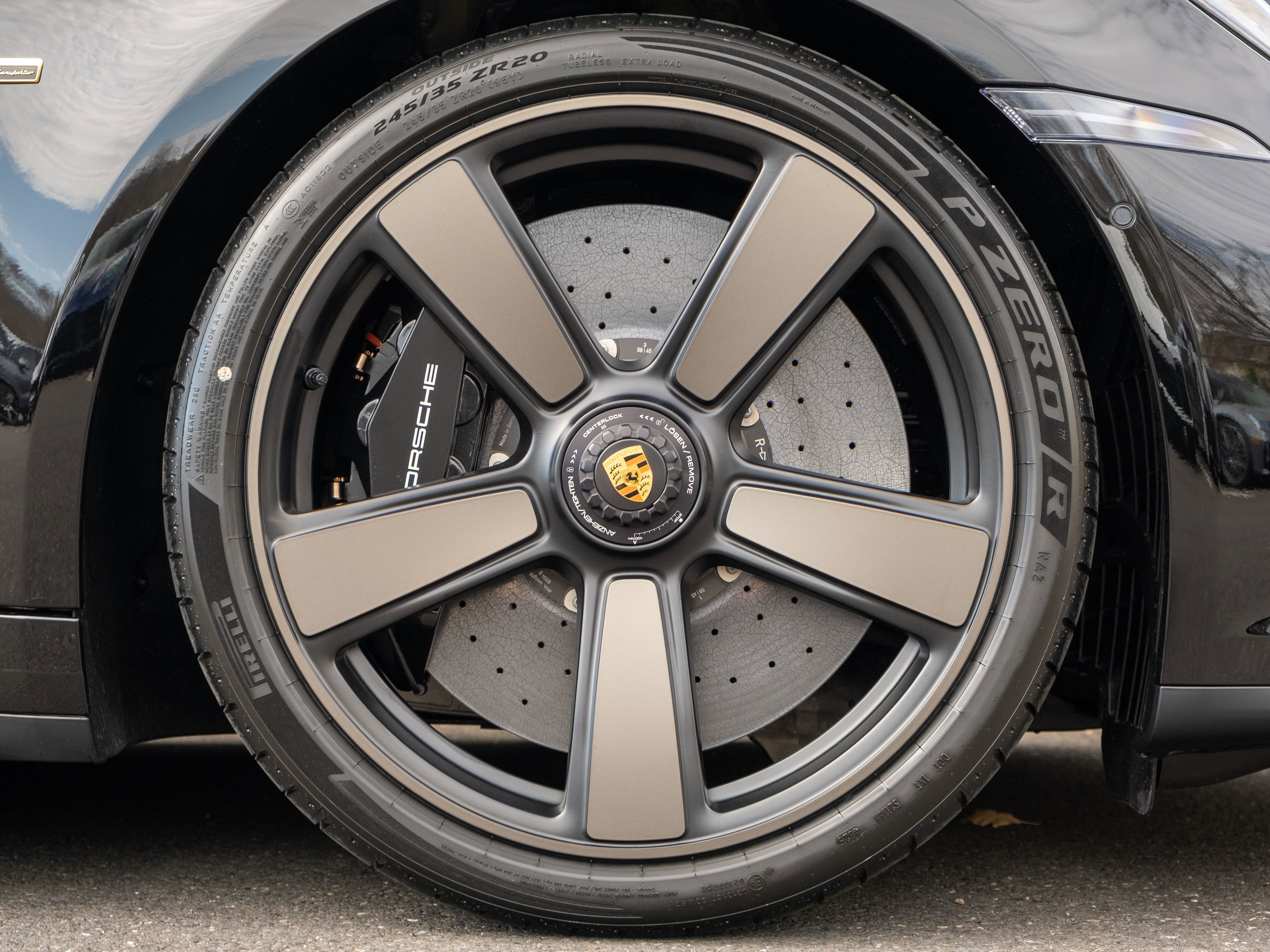 New 2026 Porsche 911 GTS image 15