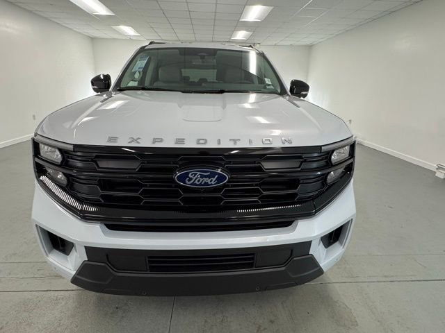 New 2026 Ford Expedition Max Active image 2