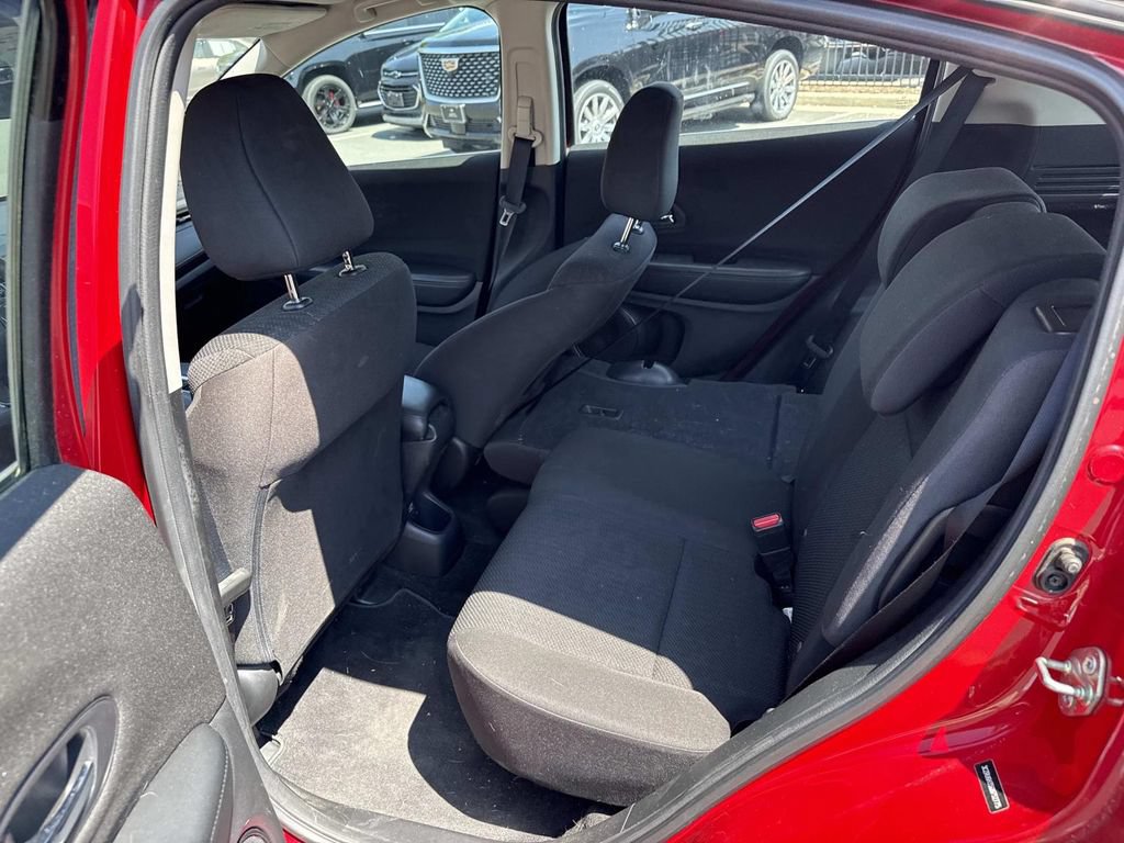 Used 2016 Honda HR-V LX image 9