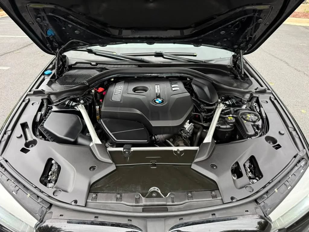 Used 2019 BMW 530i xDrive AWD/4WD image 45