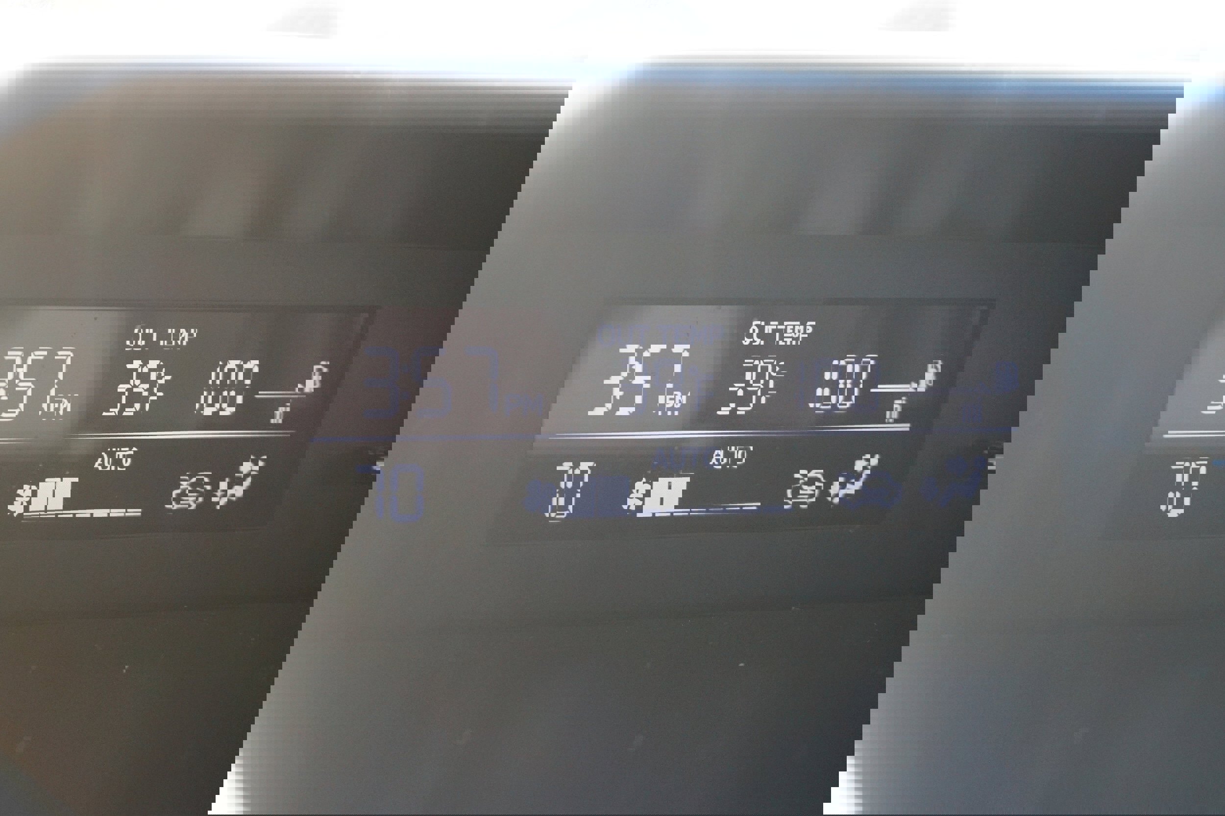 Used 2023 Subaru Crosstrek 2.0i Premium image 22