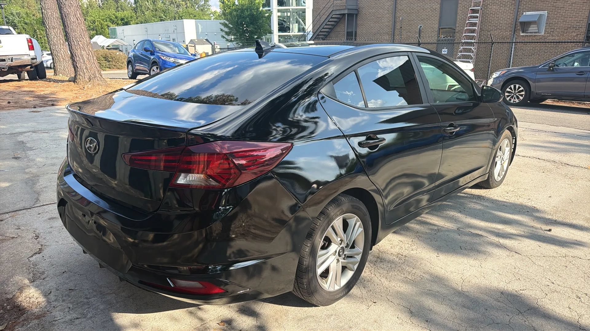 Used 2019 Hyundai Elantra Value Edition FWD image 5
