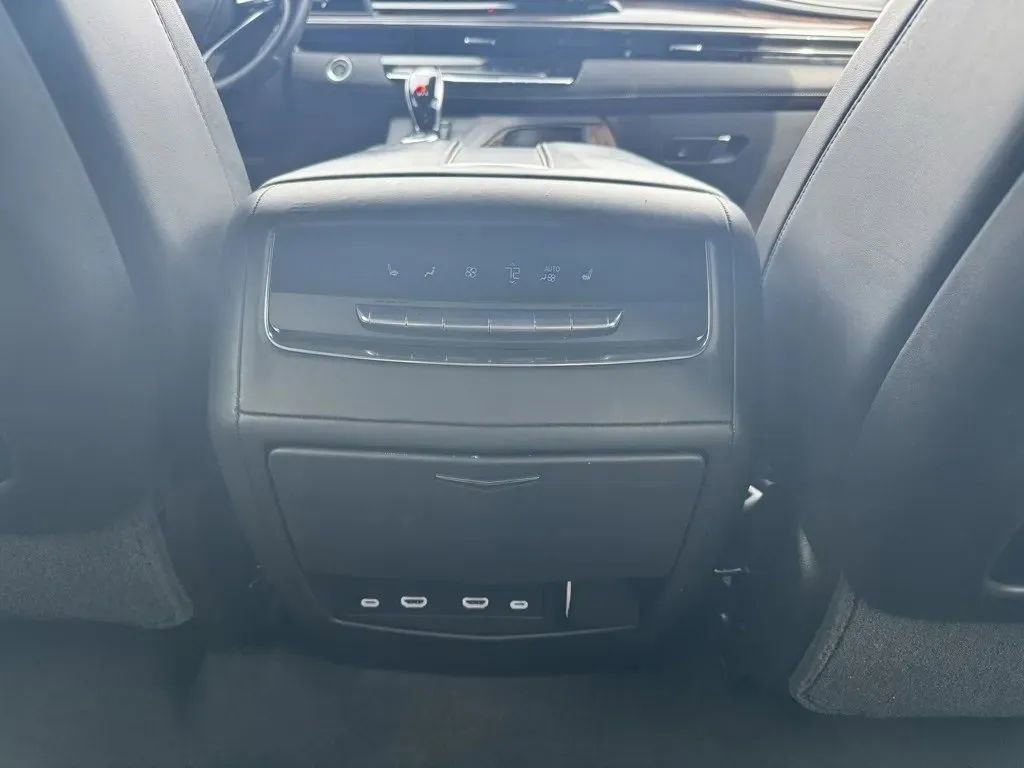 Used 2021 Cadillac Escalade Sport Platinum image 20