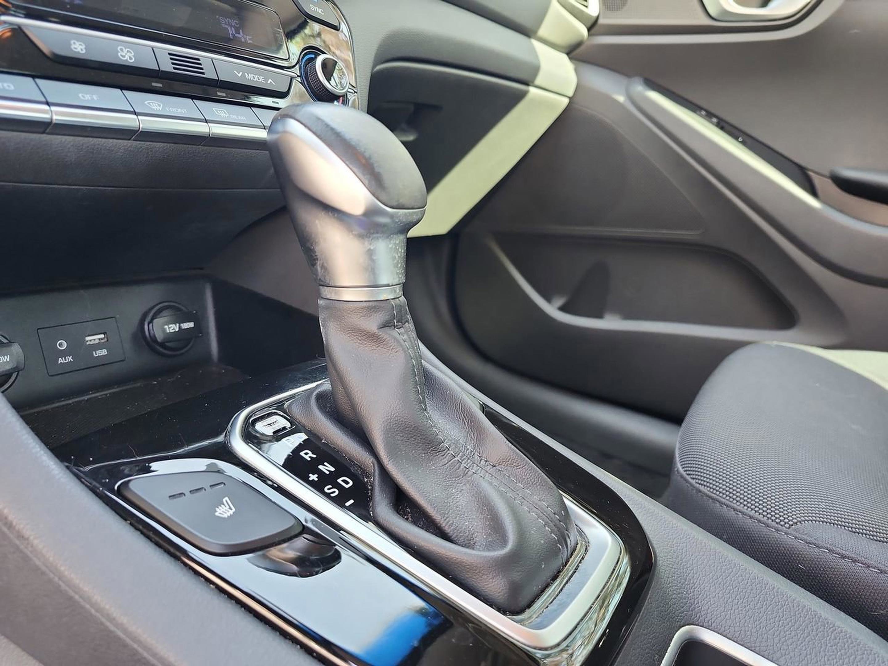 Used 2017 Hyundai Ioniq SEL image 13