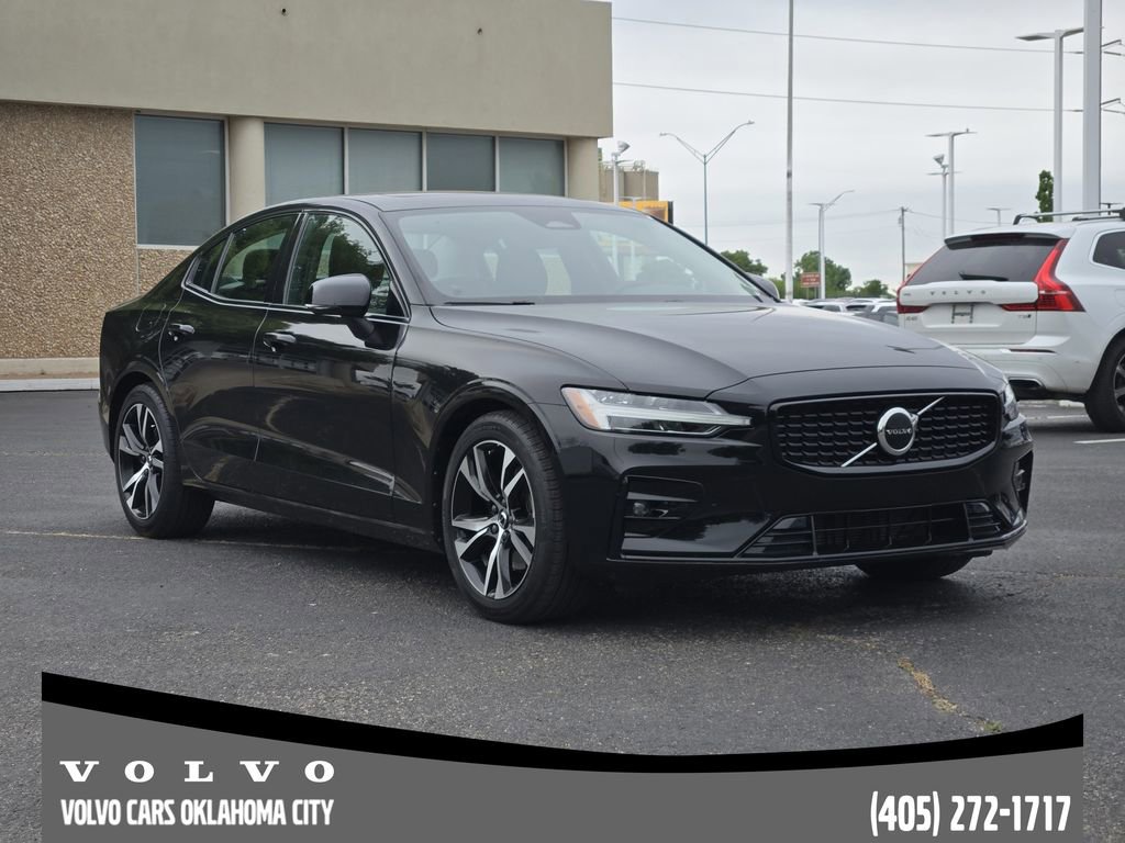 Used 2024 Volvo S60 B5 Core FWD image 2