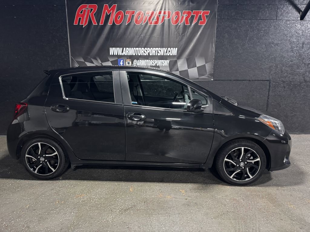 Used 2015 Toyota Yaris SE image 6