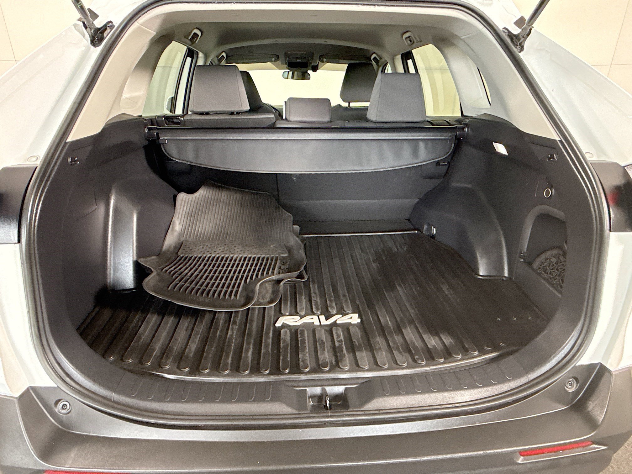 Used 2023 Toyota RAV4 XLE w/ XLE Grade Weather Package image 35