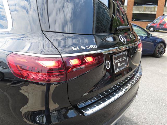 Certified 2024 Mercedes-Benz GLS 580 4MATIC image 25