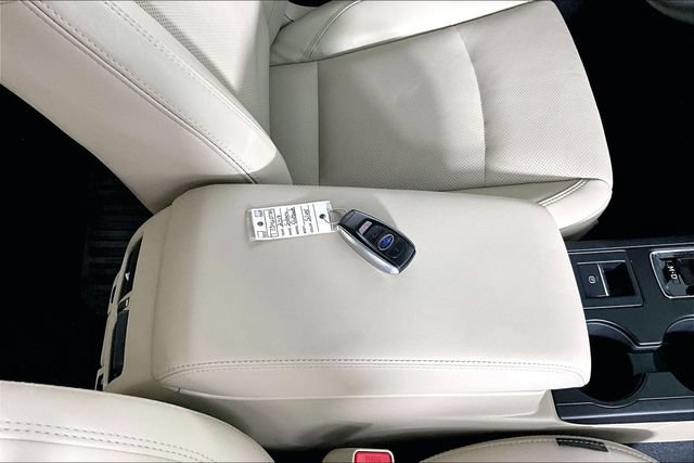 Used 2018 Subaru Outback 2.5i Limited AWD/4WD image 32
