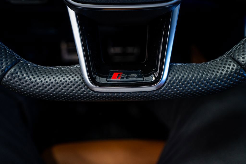 Used 2024 Audi RS 6 performance image 43