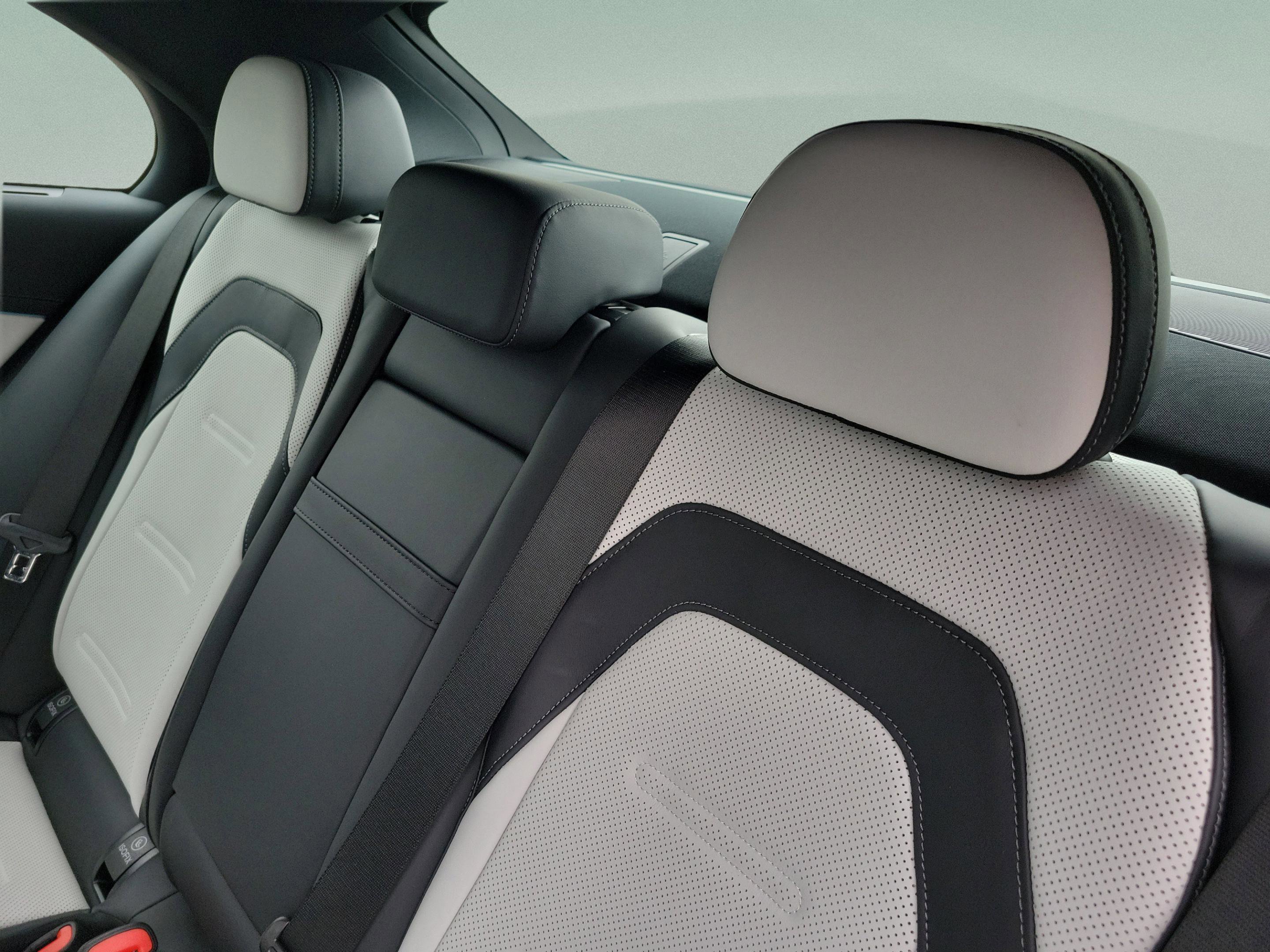 New 2026 Mercedes-Benz E 53 AMG e 4MATIC Sedan image 8