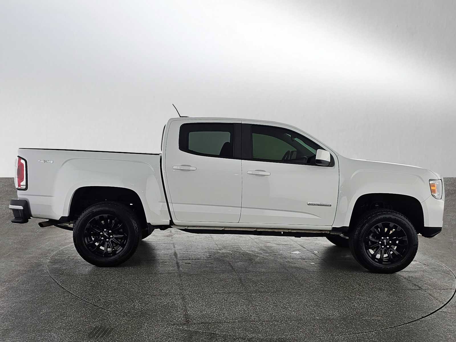 Used 2022 GMC Canyon Elevation w/ Trailering Package image 8