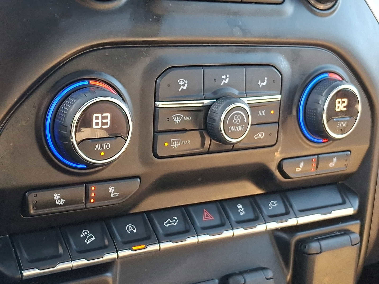 Used 2021 Chevrolet Silverado 1500 LT Trail Boss w/ Convenience Package II image 13