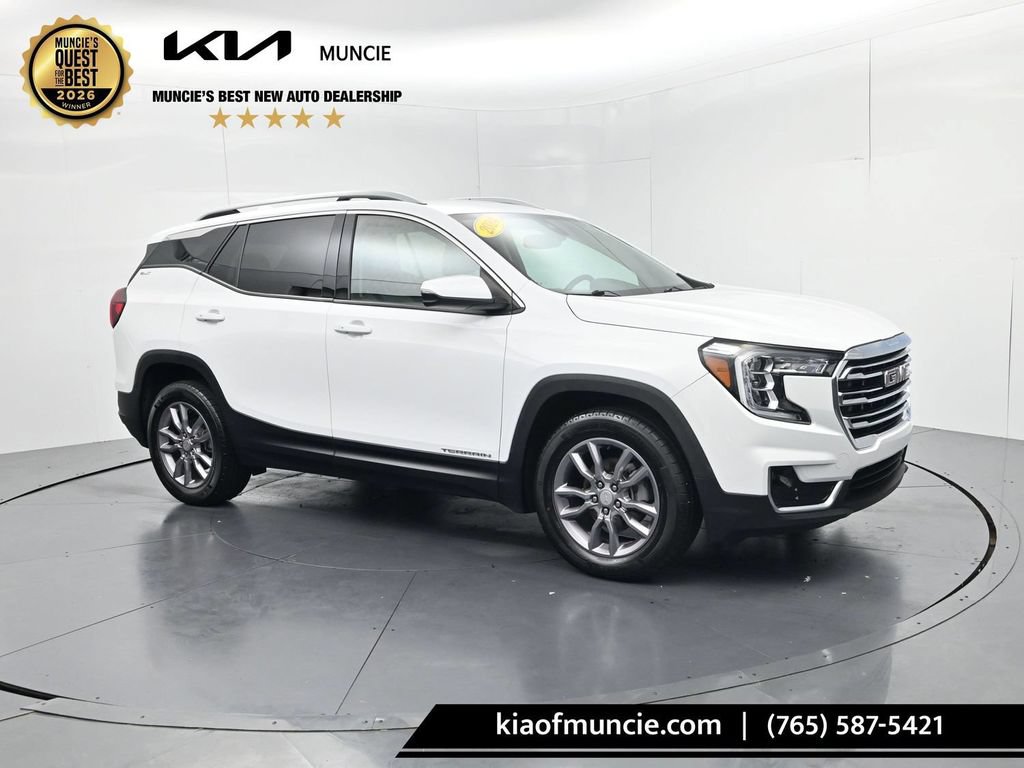 Used 2024 GMC Terrain SLT w/ Infotainment Package II
