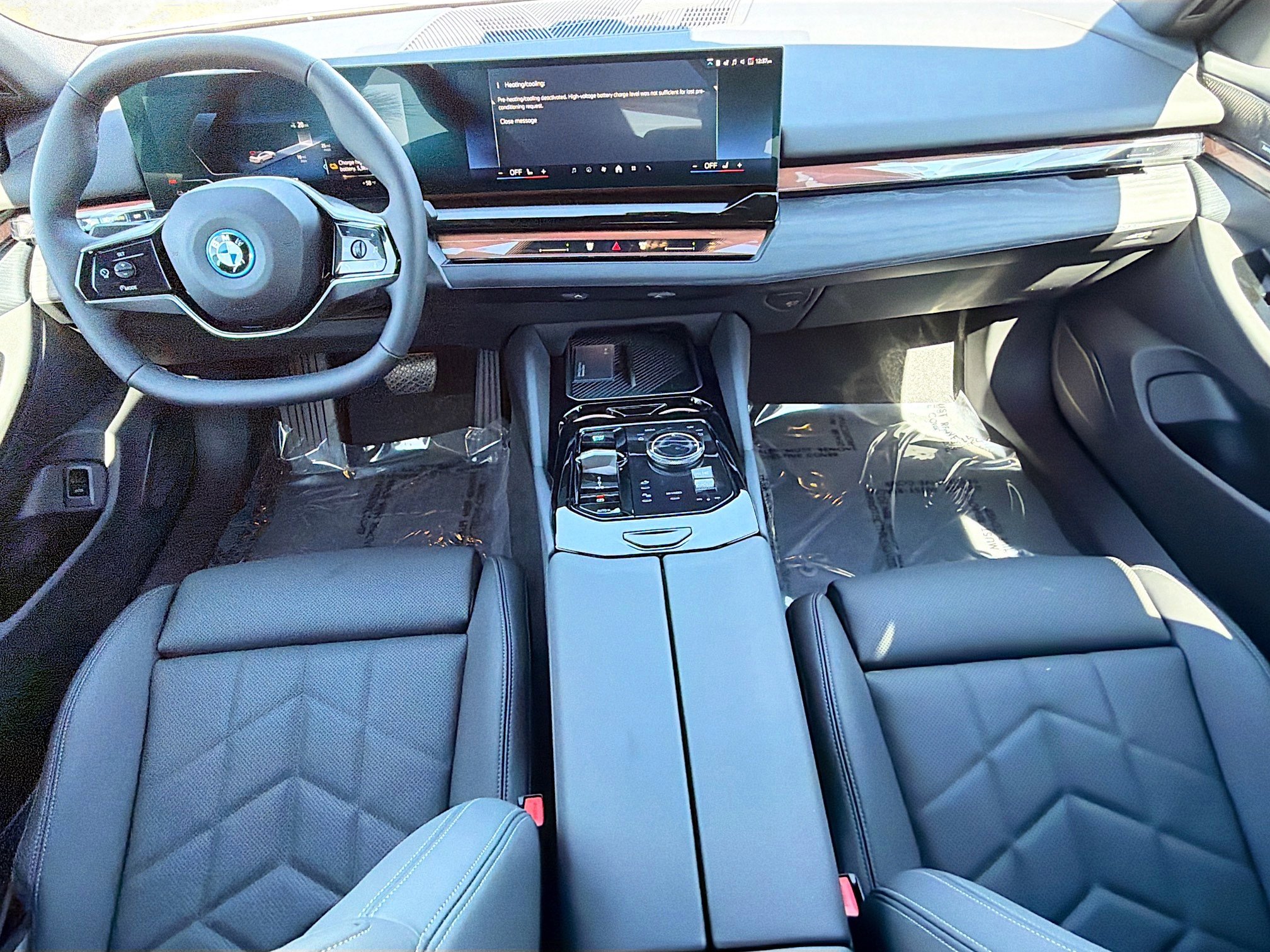 New 2026 BMW i5 eDrive40 image 16