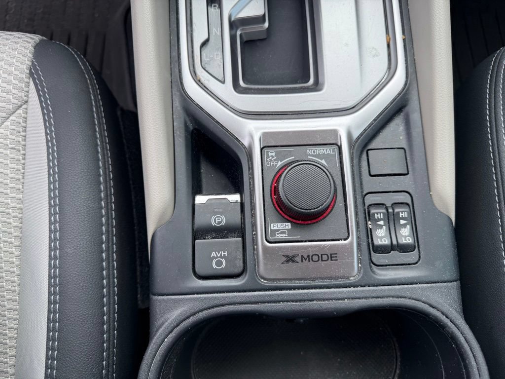 Used 2023 Subaru Forester Premium AWD/4WD image 32