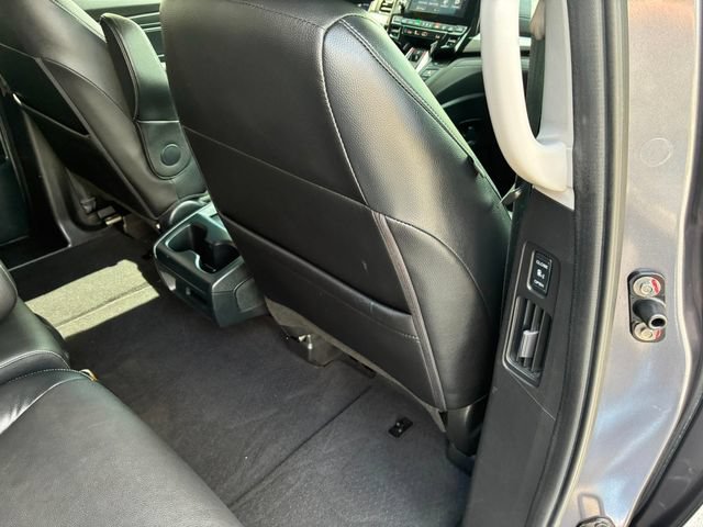 Used 2024 Honda Odyssey EX-L image 23