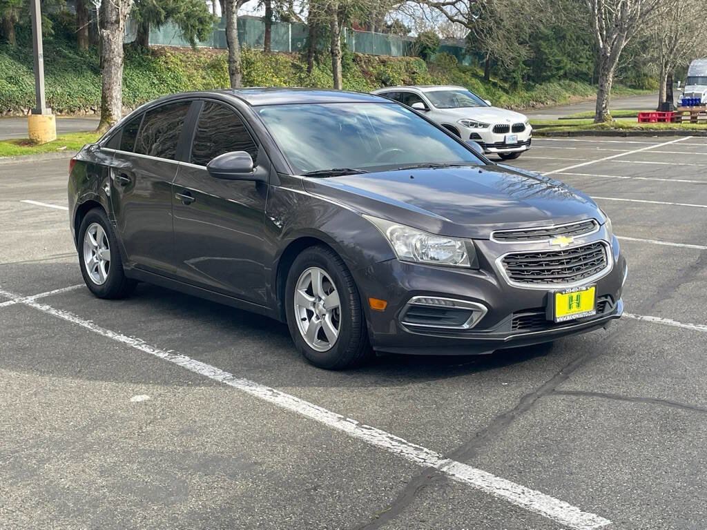 Used 2016 Chevrolet Cruze LT image 7