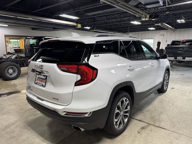 Certified 2019 GMC Terrain SLT w/ Preferred Package AWD/4WD image 4