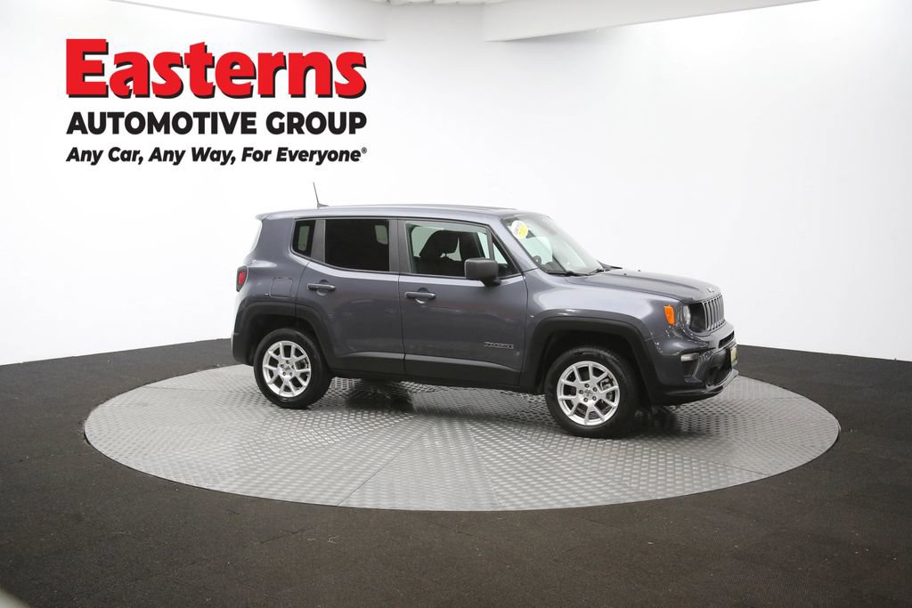 Used 2023 Jeep Renegade Latitude image 46