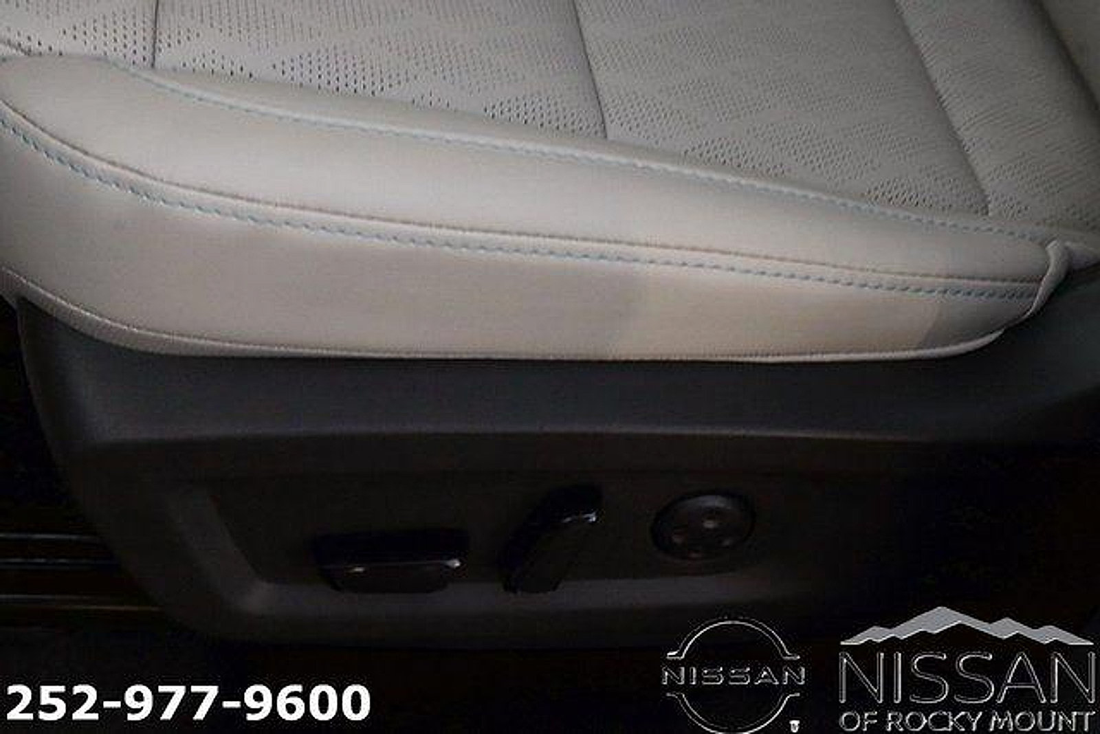 New 2026 Nissan Murano Platinum w/ Cargo Package AWD/4WD image 18