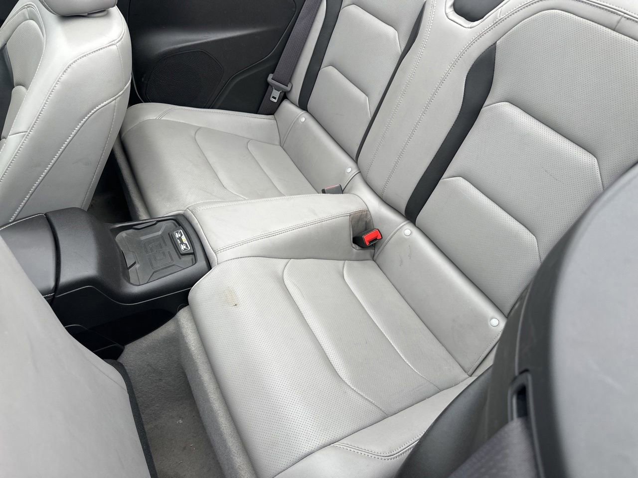 Used 2017 Chevrolet Camaro LT RWD image 11