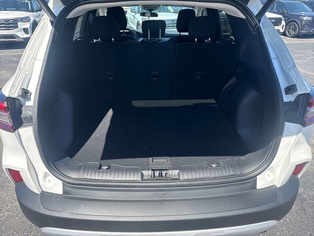 Used 2023 Ford Escape Active FWD image 11