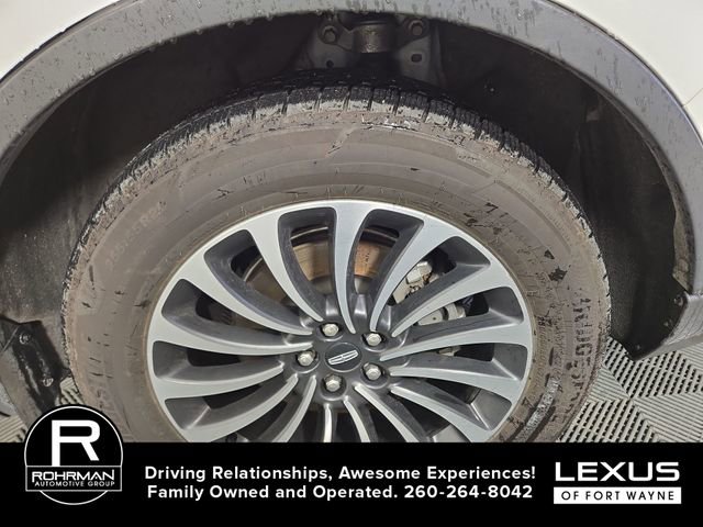 Used 2023 Lincoln Aviator Reserve w/ Elements Package Plus image 12