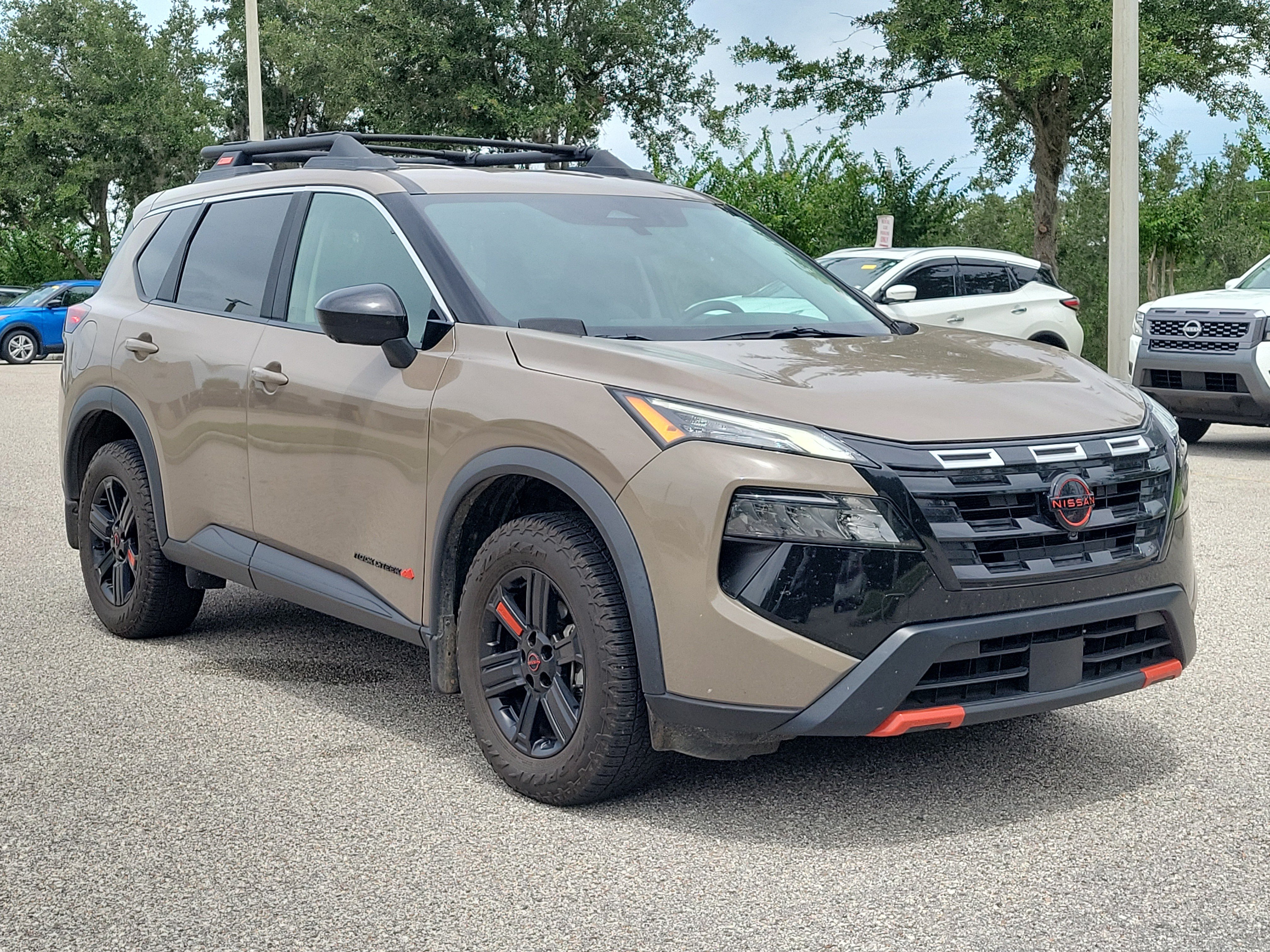 Certified 2025 Nissan Rogue SV AWD/4WD image 3