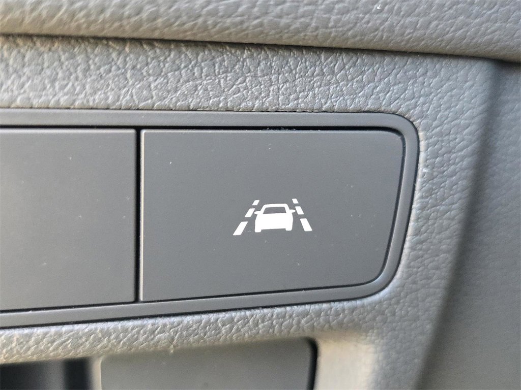 Used 2021 Hyundai Sonata SEL w/ Convenience Package image 13