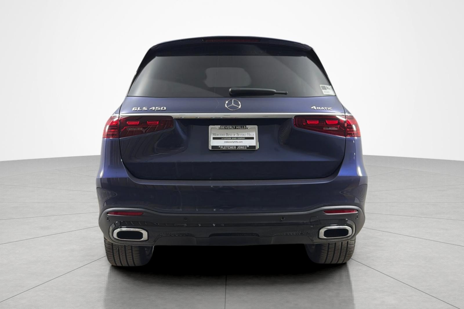 Used 2026 Mercedes-Benz GLS 450 4MATIC image 4