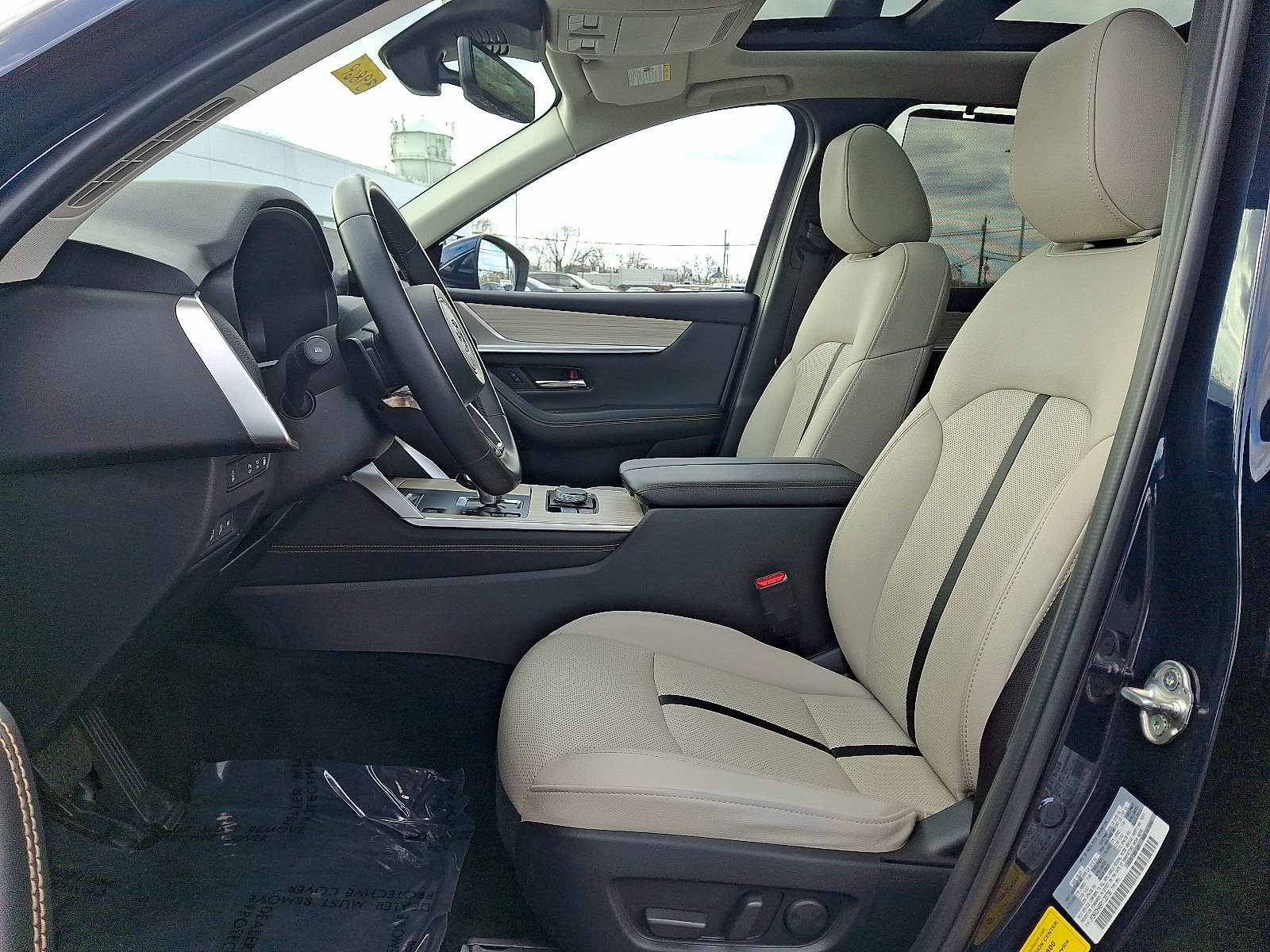 Certified 2024 MAZDA CX-90 Plug-In Hybrid w/ Premium Pkg image 15