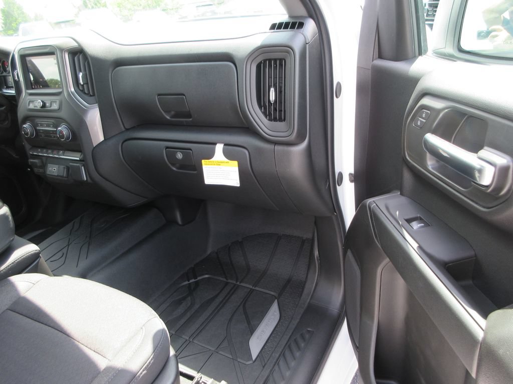 New 2026 Chevrolet Silverado 1500 Custom w/ Turbomax Blackout Package AWD/4WD image 20