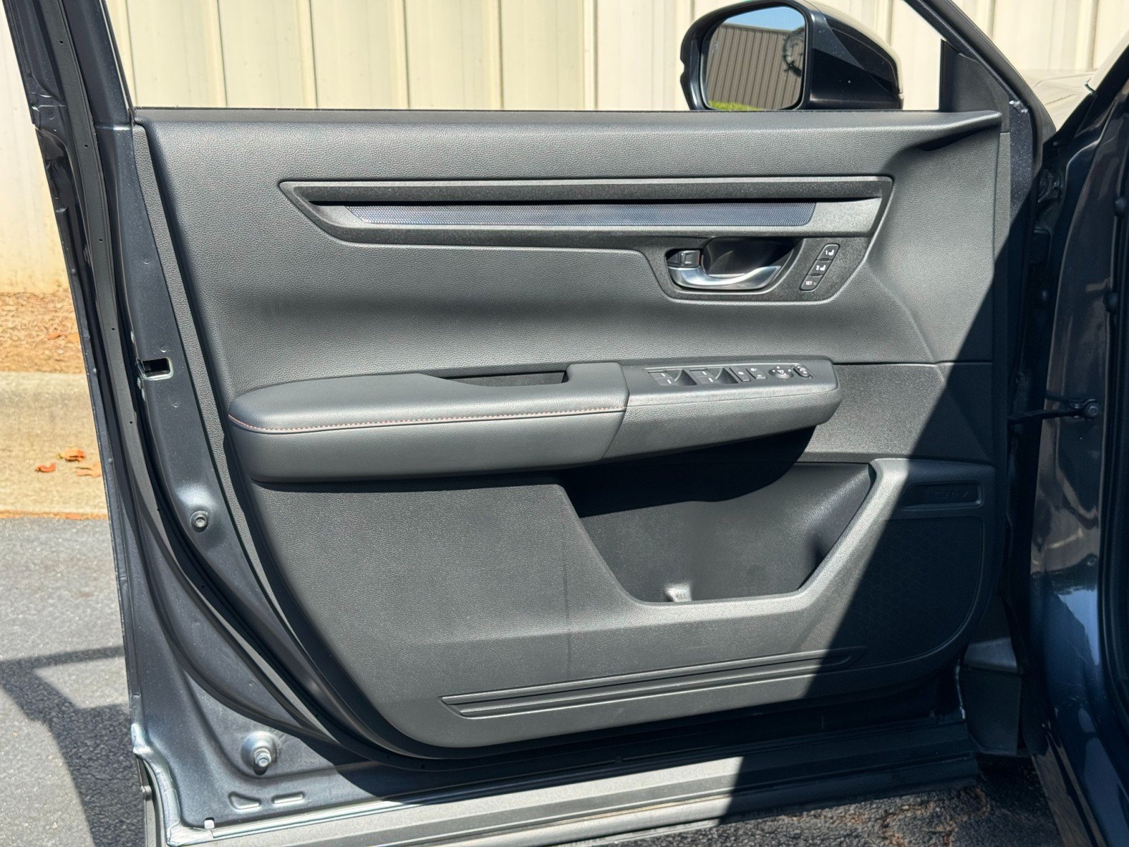 Used 2025 Honda CR-V Sport-L image 41