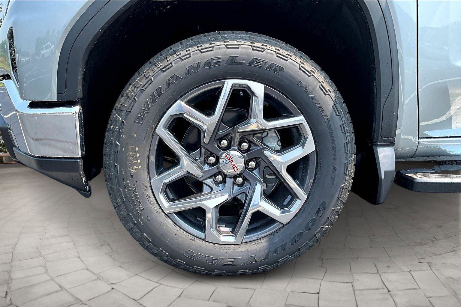 New 2026 GMC Sierra 1500 SLT w/ SLT Premium Plus Package image 10