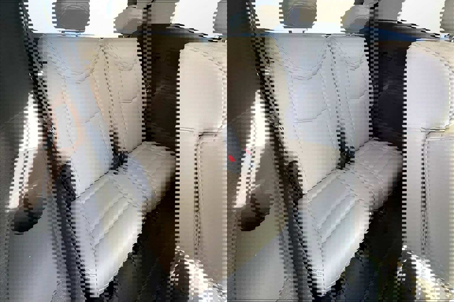 Used 2020 Cadillac XT6 Premium Luxury image 19