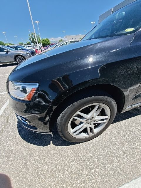 Used 2016 Audi Q5 2.0T Premium Plus w/ Technology Package AWD/4WD image 3