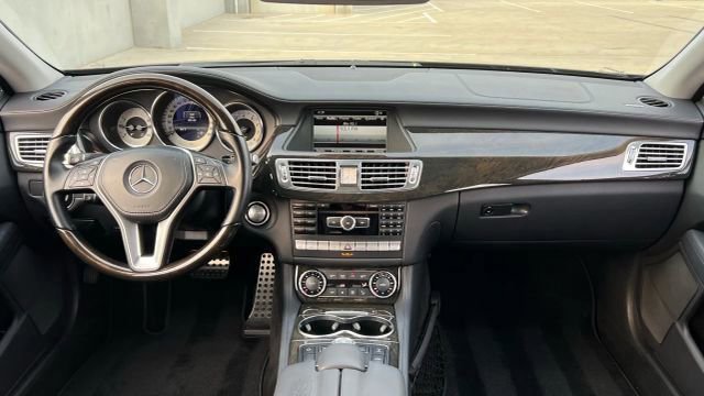 Used 2013 Mercedes-Benz CLS 550 image 29