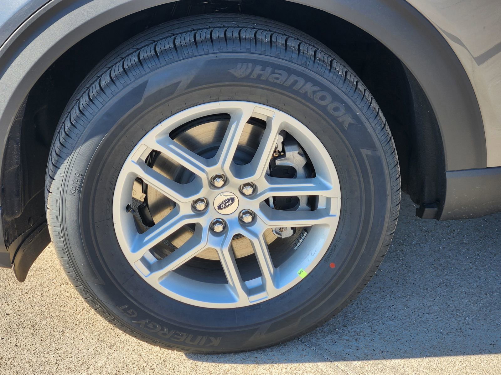 New 2026 Ford Explorer Active image 12