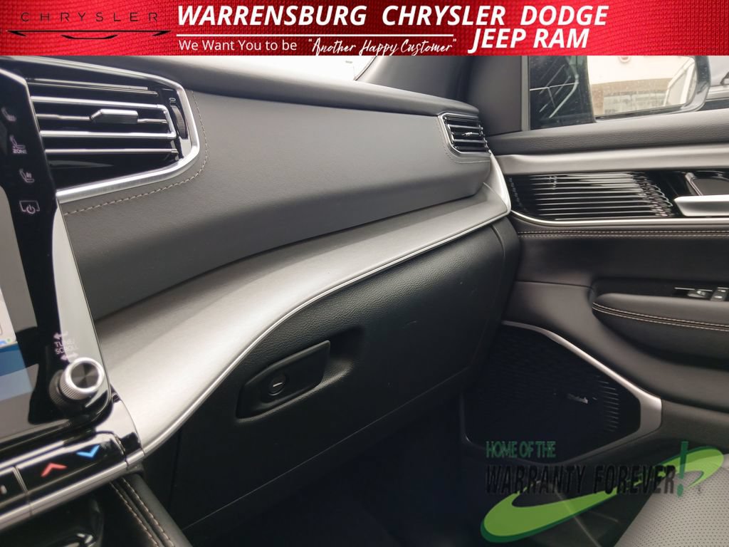 New 2026 Jeep Grand Wagoneer Limited AWD/4WD image 29