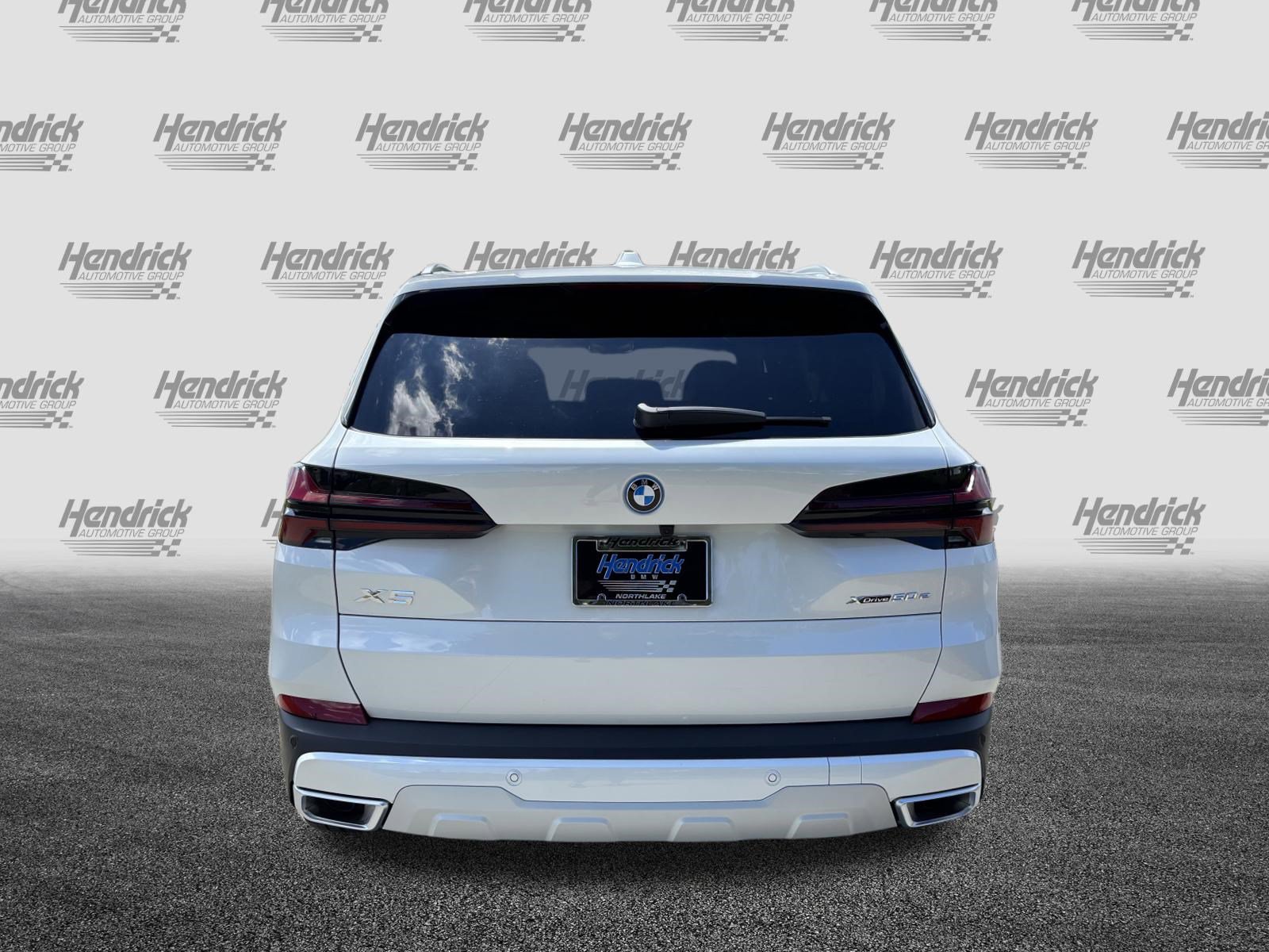 New 2026 BMW X5 xDrive50e AWD/4WD image 9