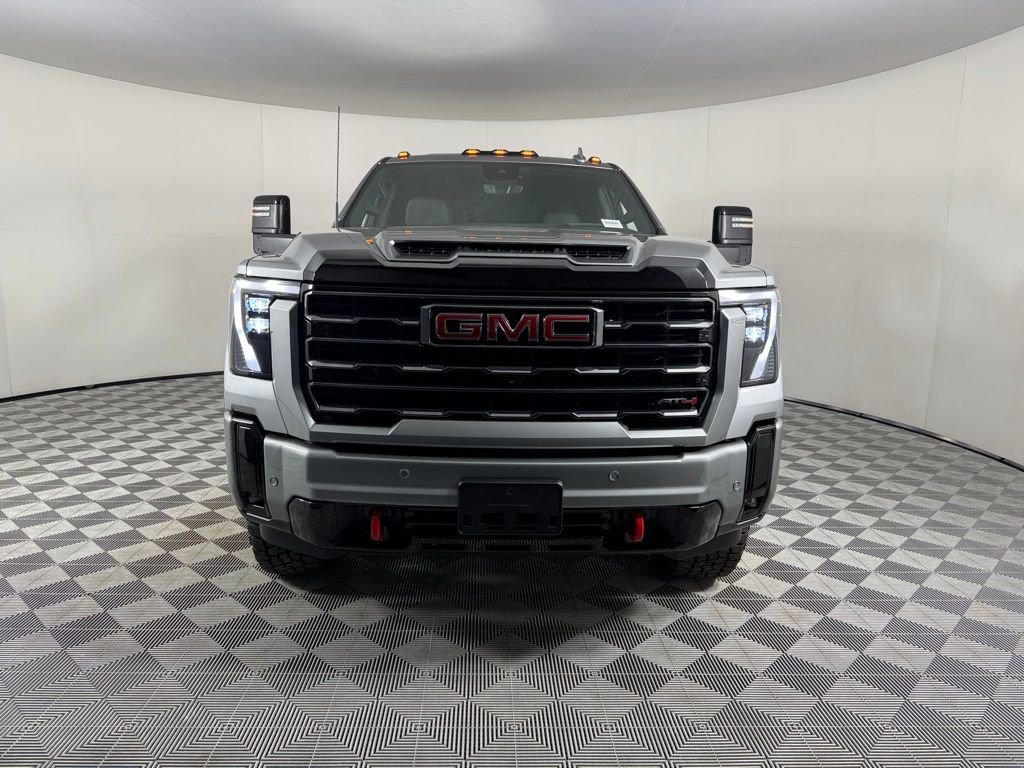 Used 2025 GMC Sierra 2500 AT4 w/ AT4 Premium Plus Package AWD/4WD image 5