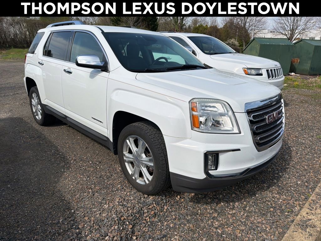 Used 2016 GMC Terrain SLT image 1